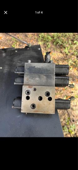 Hydraulic directional control valve