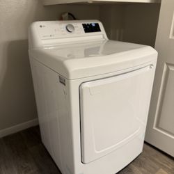 LG Electric Dryer – Model DLE7100W – Good Condition – Works Great