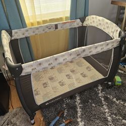 Babytrend Playpen 