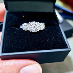3 Stone Engagement Ring Sz 7 New