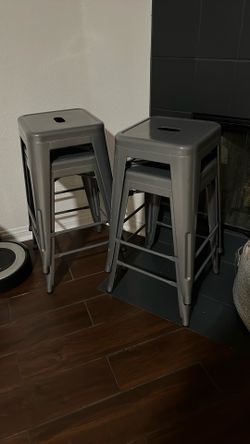 4 Stackable 24” Metal Countertop Stools
