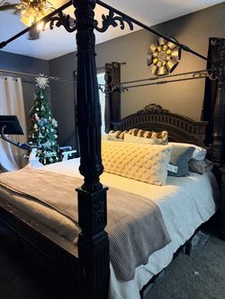 APOOKA Black Four-Poster Canopy Bed Frame