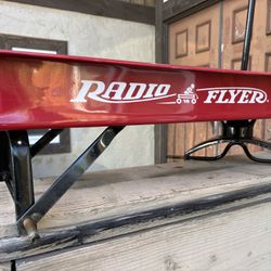 Radio Flyer Wagon “no wheels”