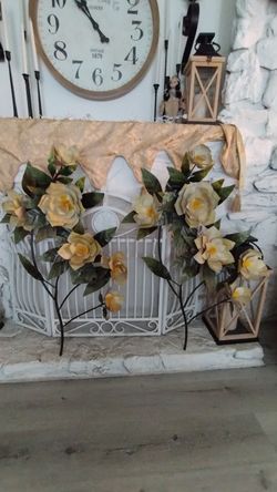 41" Tall Metal Decoration Wall Magnolias