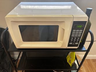 White Countertop Microwave Oven