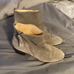 Banana Republic Gray Suede Boot Size 7
