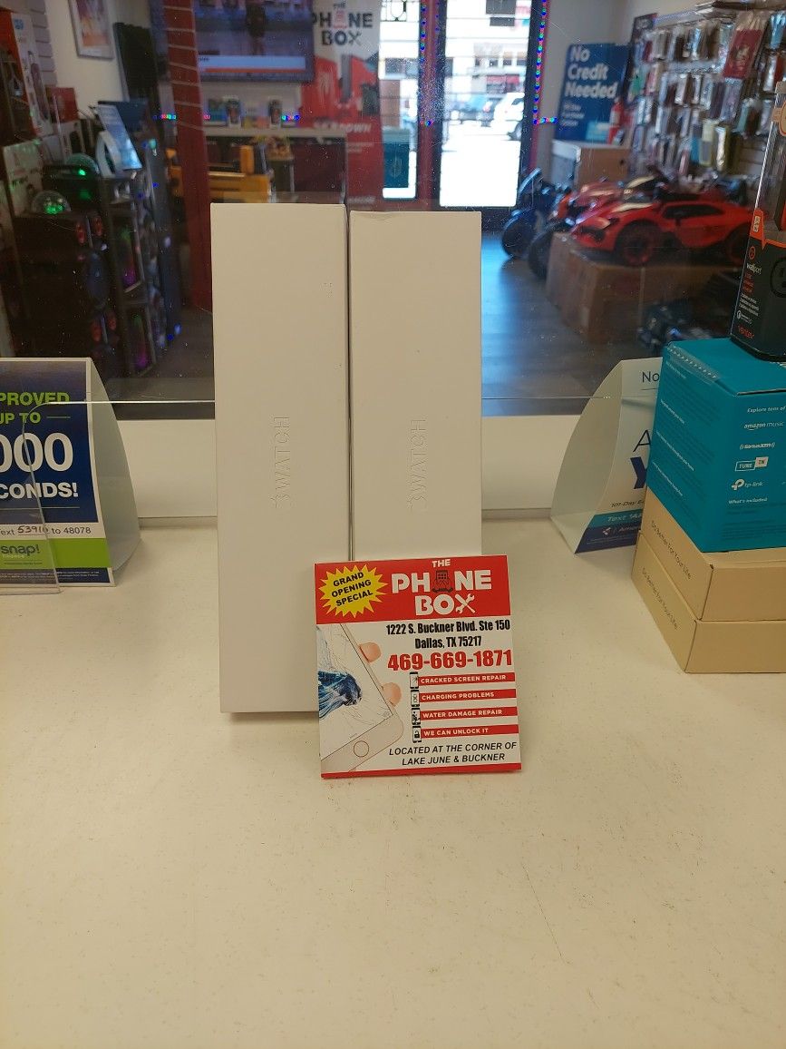 Apple Watch ⌚️ Series 45mm Brand New Available Now Cash Deals $439