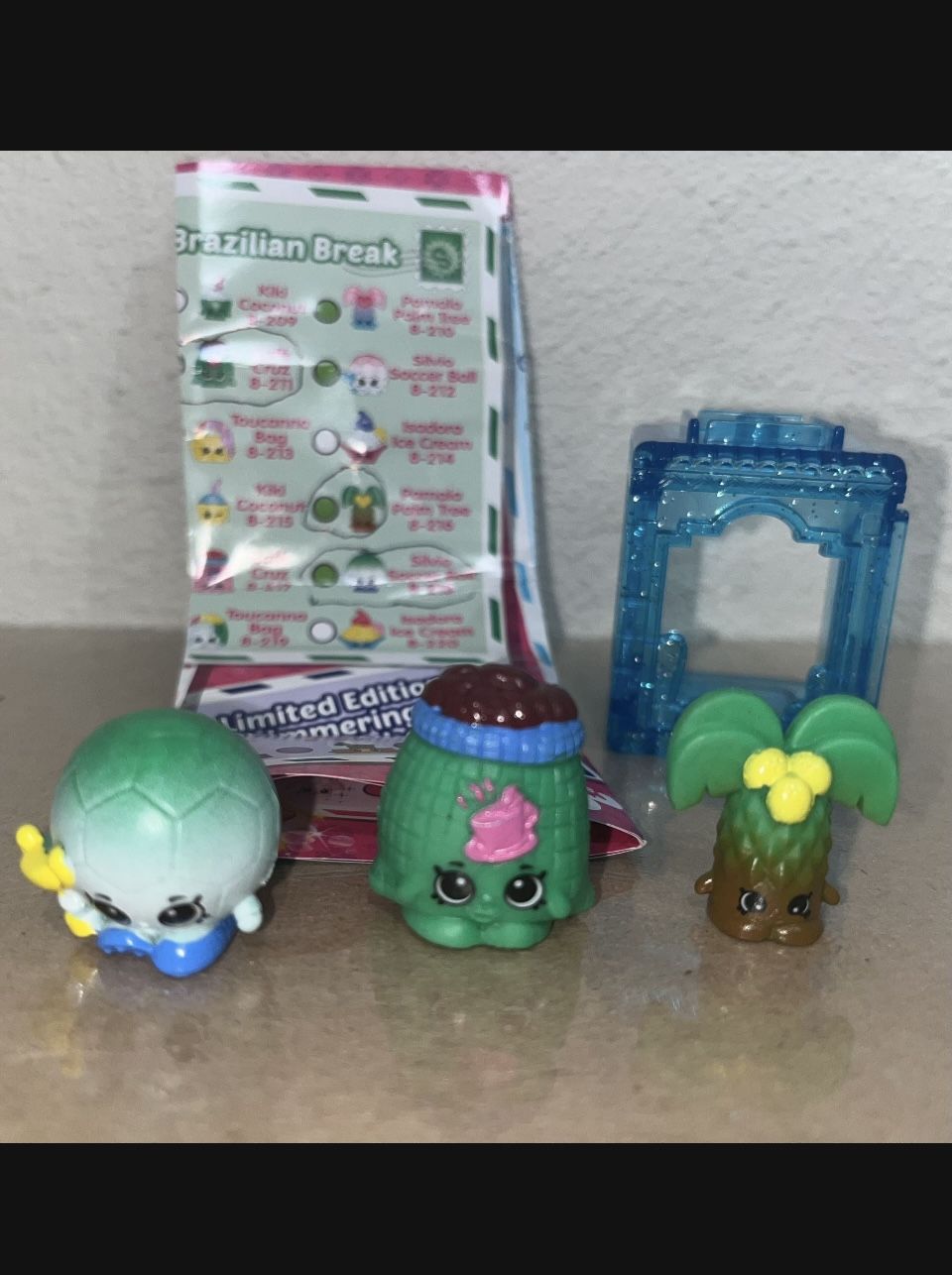 Shopkins season 8 Brazilian Vacation 