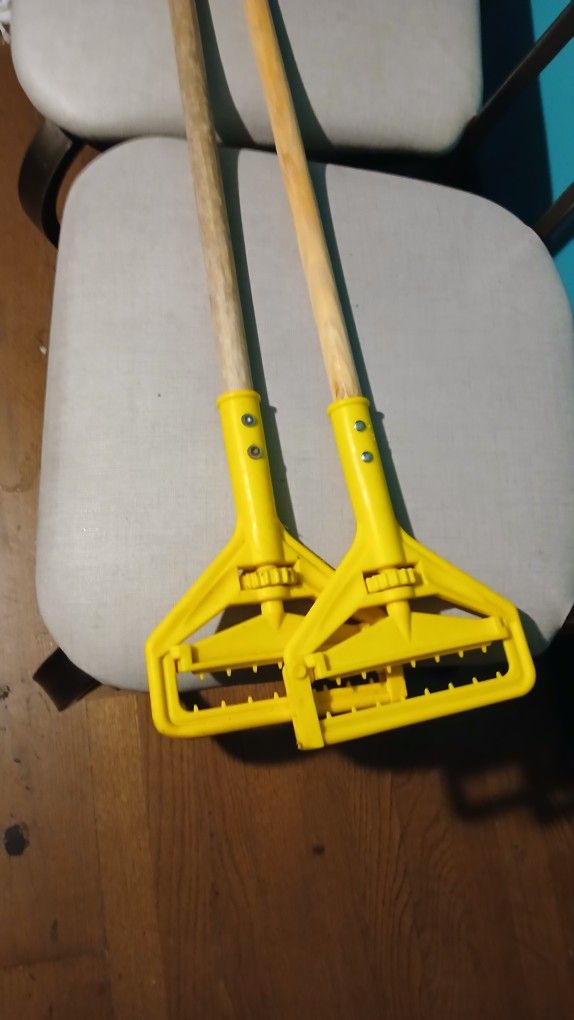 Industrial Mop Sticks
