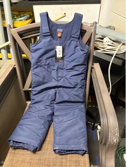 Kids snow suit