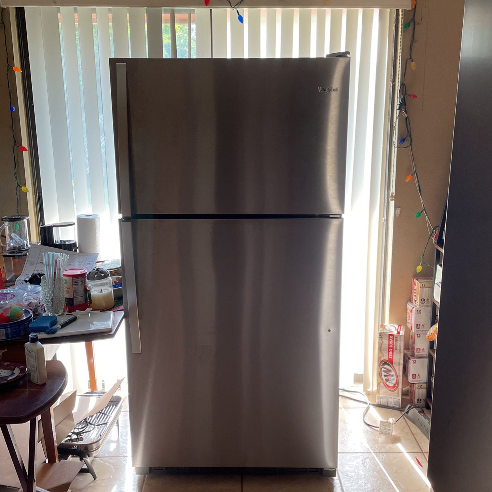 Whirlpool 20 Cubic Foot Refrigerator 4 Years Old 