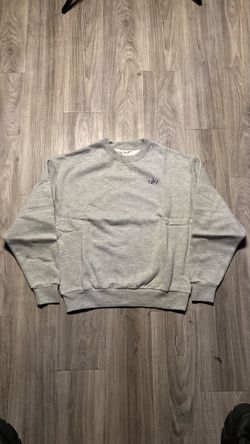 XS Gray Alo Accolade Crew Neck Pullover