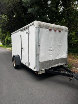 Enclosed Trailer 6x12