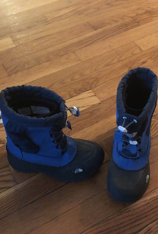Boy NorthFace Boots Size3
