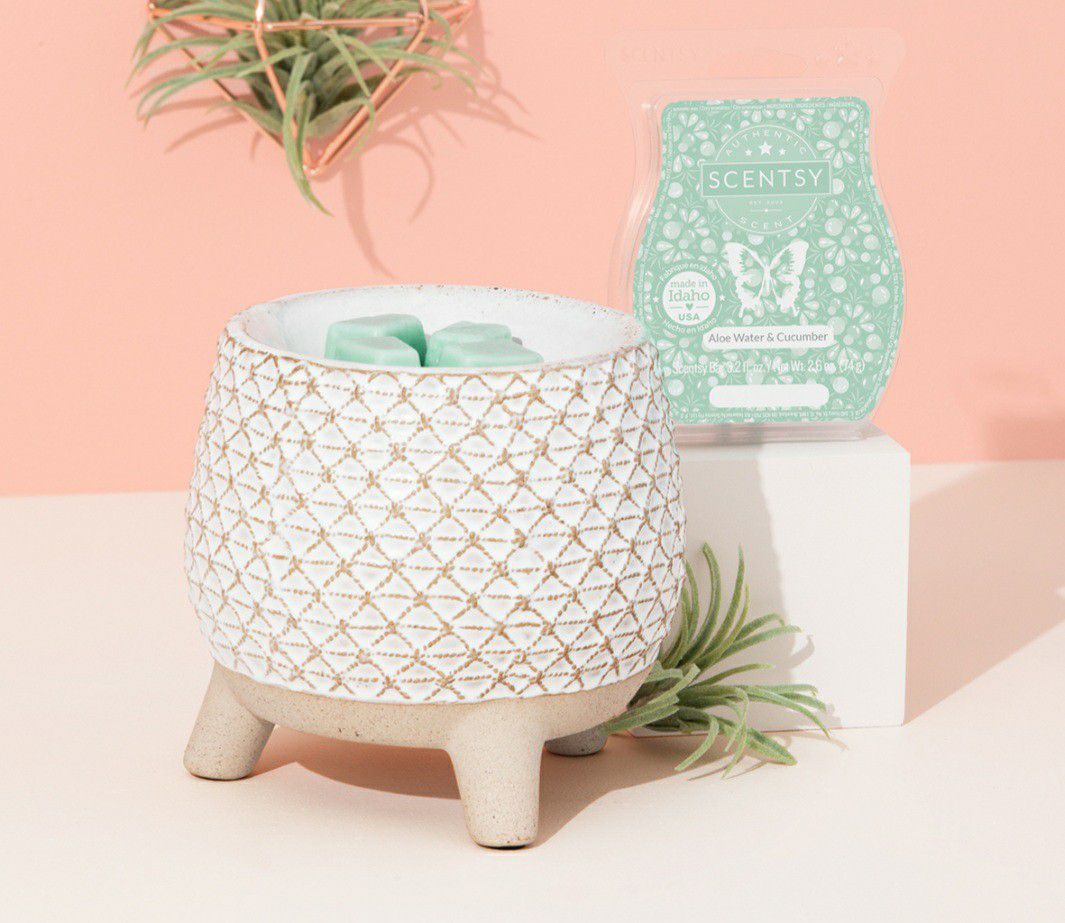 Take a stand scentsy warmer