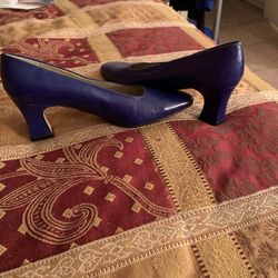 Liz Claiborne Leather Shoes