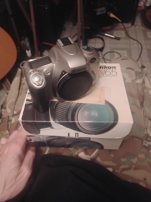 Nikon N65 Digital Camera Body