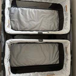 Baby Trend Pack And Play With 2 Bassinets 
