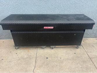 Crossover Truck Tool Box in Aluminum, 72 in. Full-Size, in Gloss Black