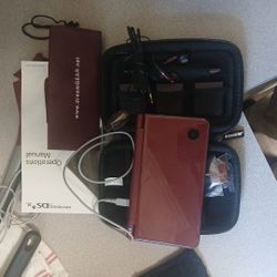 Nintendo Dsi Xl Works Great Basically Still New Been Used Once Or Twice By Adult 250 Obo Comes With Everything It Would Have When New 
