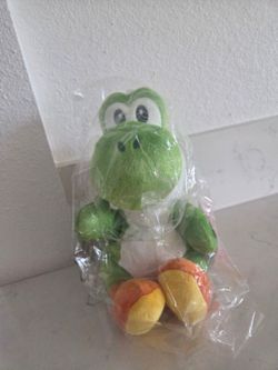 Super Mario YOSHI Plushie Puppet