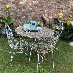 Patio Set  Antique 