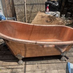 Cooper Bathtub