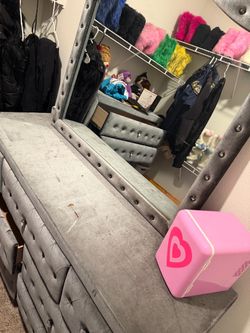 Gray bed