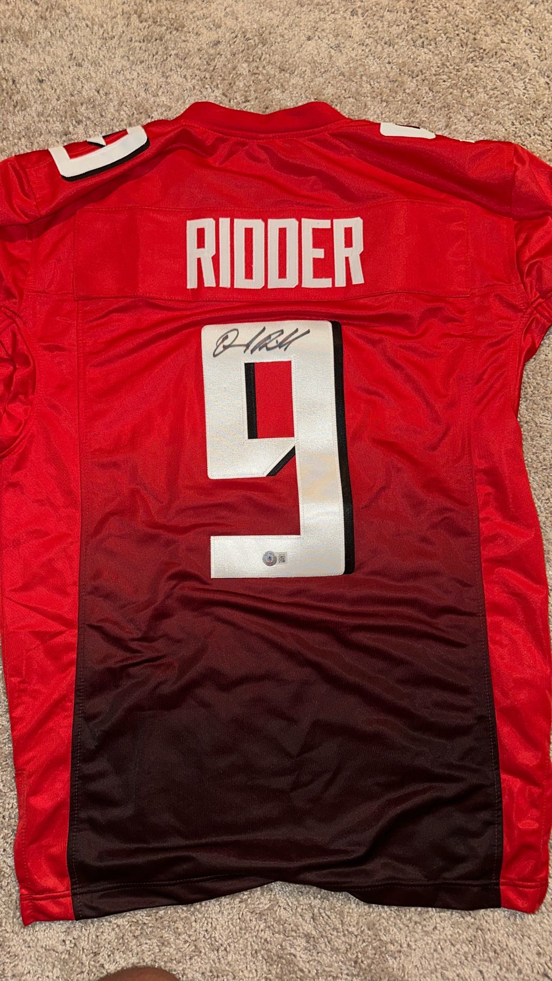 Desmond Ridder Signed Jersey