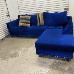 Sectional Couch 