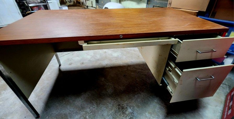 Steelcase Office Desk