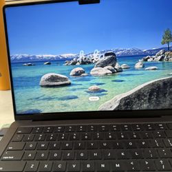 Macbook Pro 14 inch M4 24 GB Ram 2 TB SSD with Apple Care until 2028 Space Black