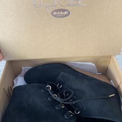 Women’s Booties Size 9