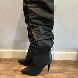 Women’s Fashion Nova Over The Knee Black Boots Size 8
