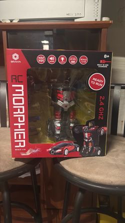RC robot to car morpher toy