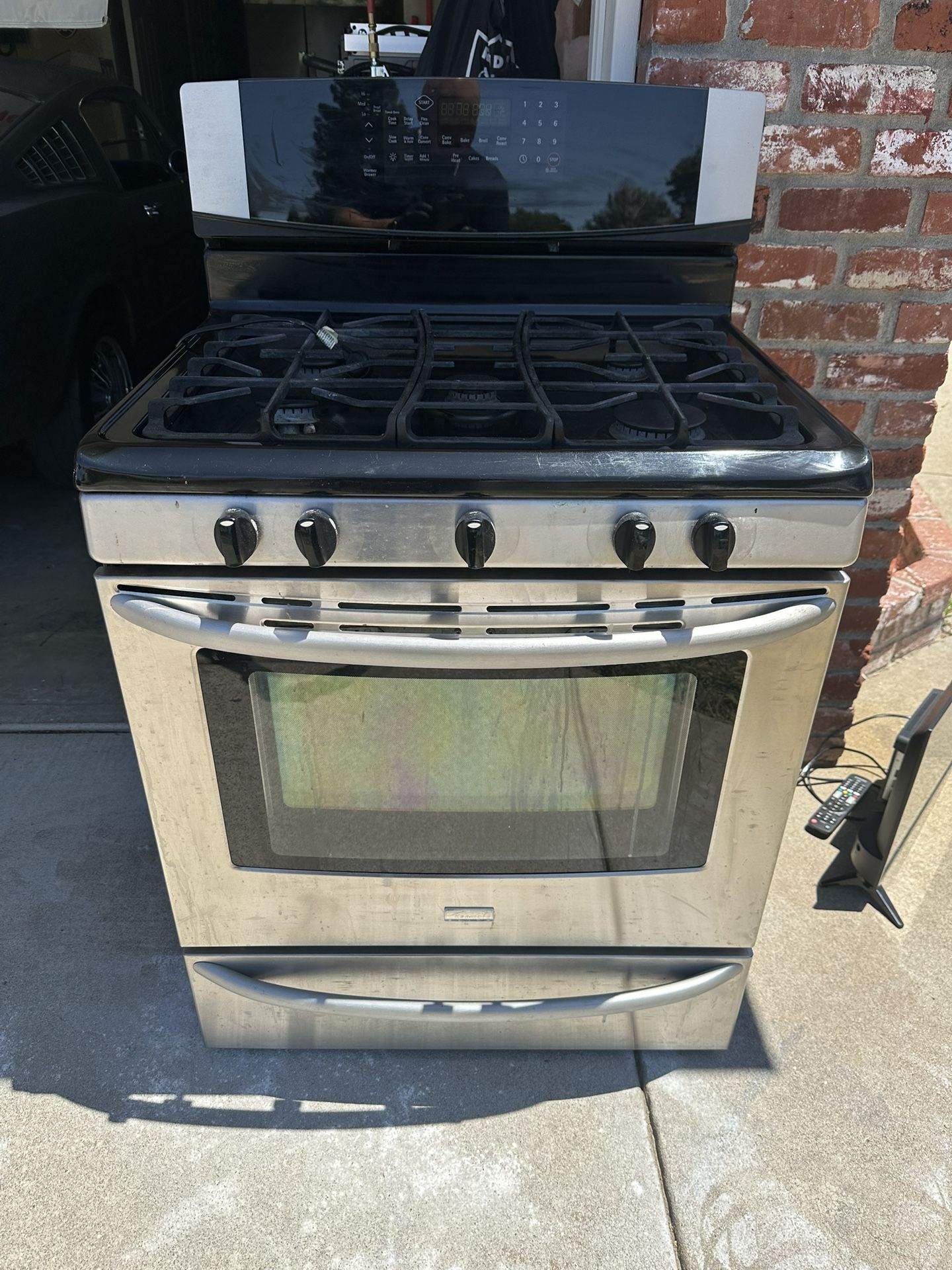 Kenmore Elite Range And Microwave
