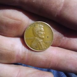 1944 No Mint Mark.  Rim Dye "L" Weat Penny 