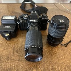 Minolta X-700 35mm Film SLR Camera 