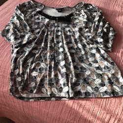 Women’s Blouse Size Lg