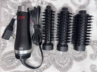CHI 3-in-1 Round Blowout Brush