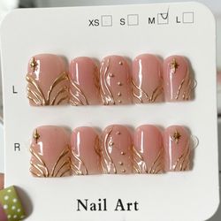 Press on nails size Medium