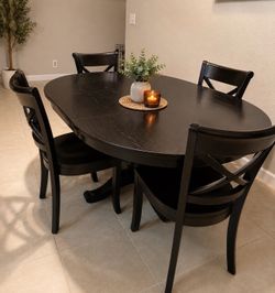 Stunning Crate & barrel dining room set