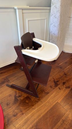 Stokke- tripp trapp high chair
