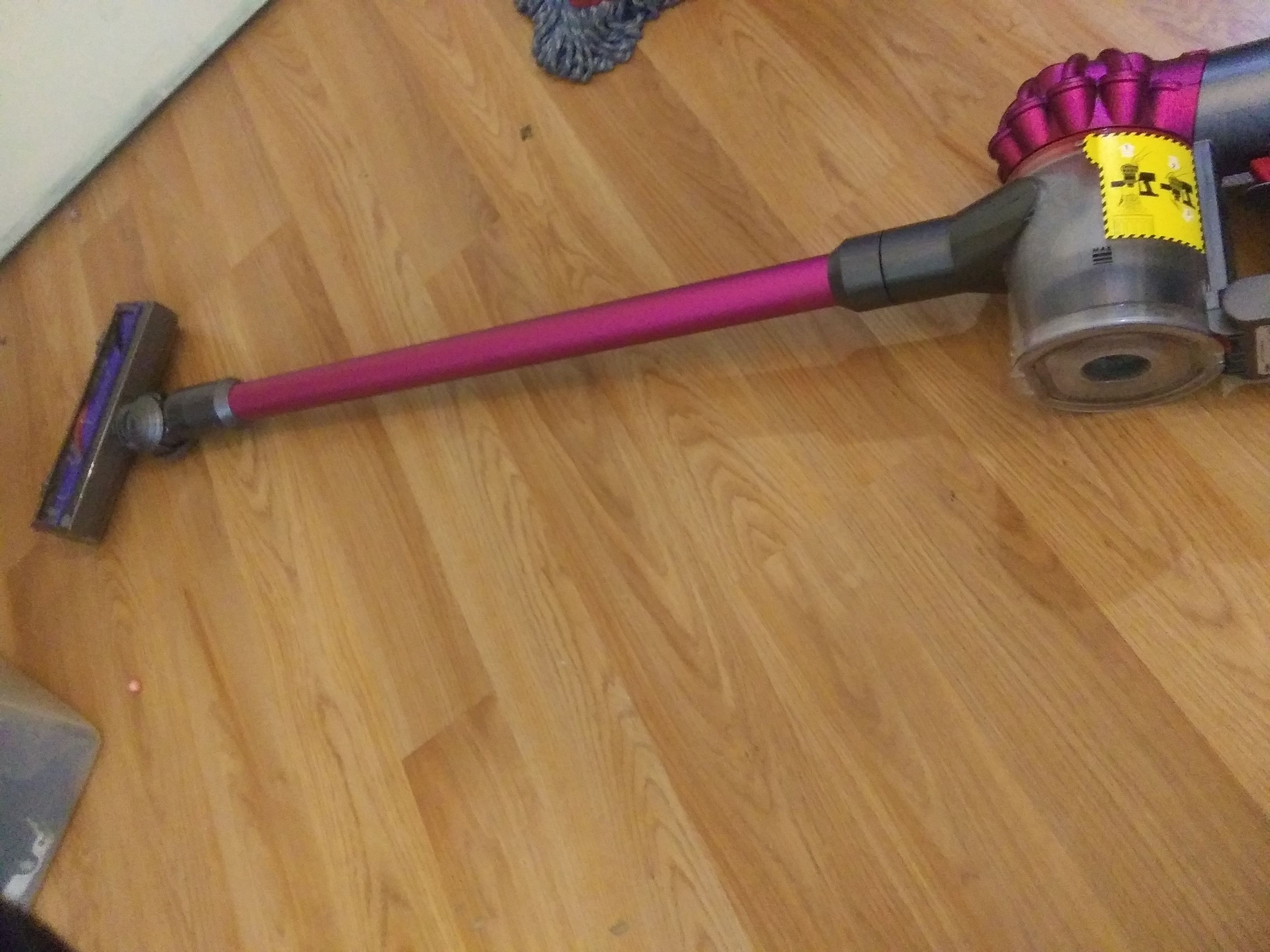 Dyson 2 in 1 handheld and moterhead vacuume