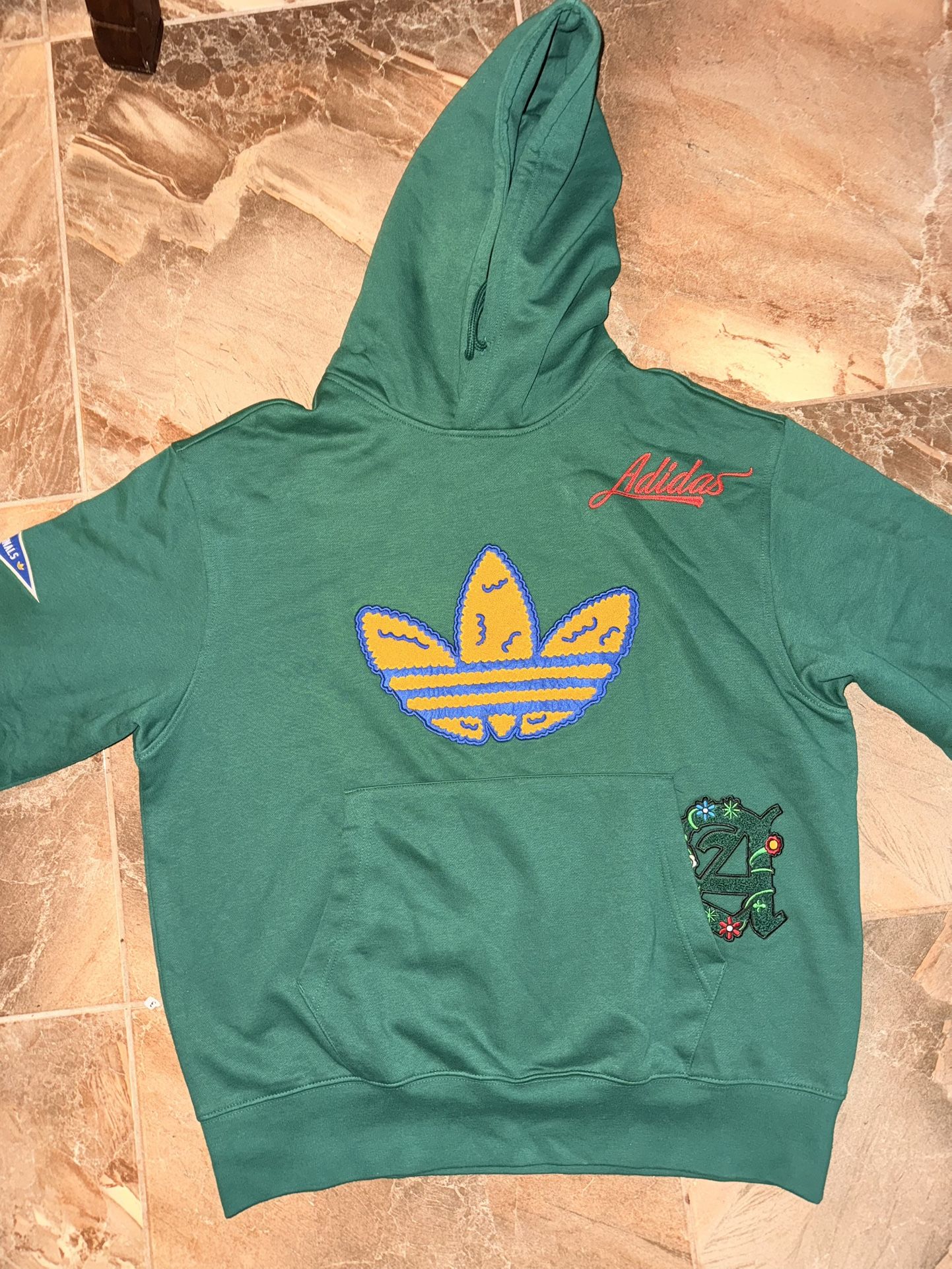 Adidas HOODIE