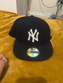 New Era 59FIFTY New York Yankees Hat Size 7 1/8