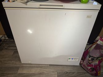Chest freezer