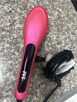 PRICE REDUCED :PYT Heated DETANGLER