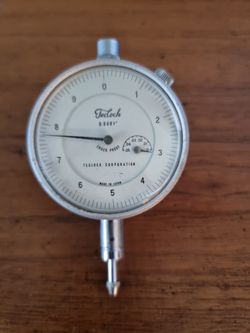 Teclock Dial Indicator - 26-300-4
0.050" Range, 0-10 Reading
