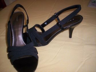 Black 👠 heels